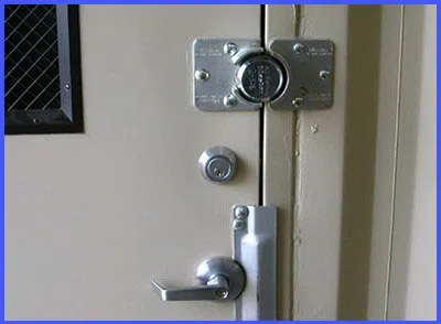 Express Locksmith Store Beverly, MA 978-228-1946 - 36-19